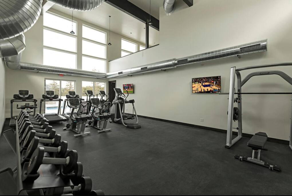 Brand New Upscale Home- Best Location! Whitefish Exteriér fotografie