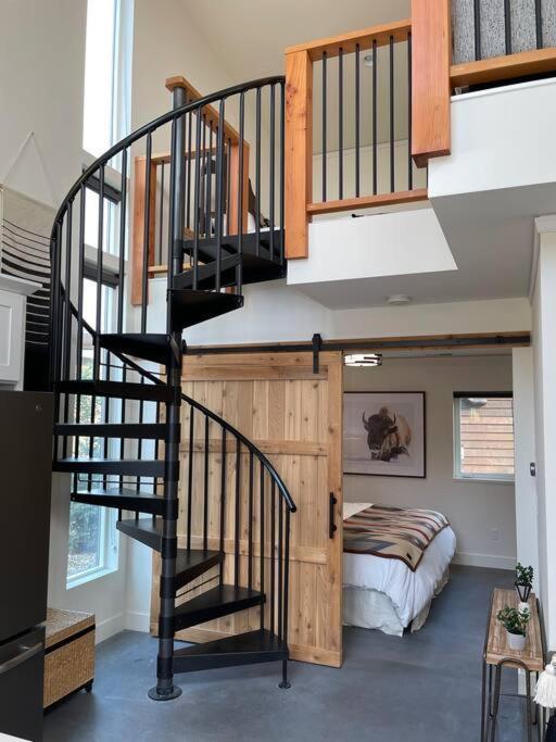 Brand New Upscale Home- Best Location! Whitefish Exteriér fotografie