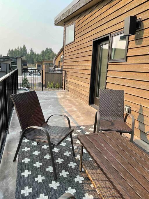 Brand New Upscale Home- Best Location! Whitefish Exteriér fotografie
